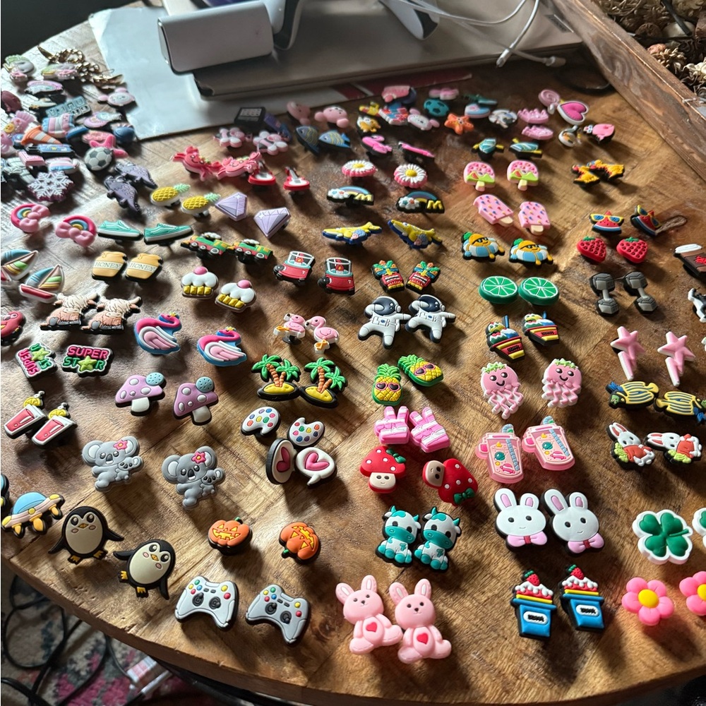 Over 100 different styles to choose from croc gibets